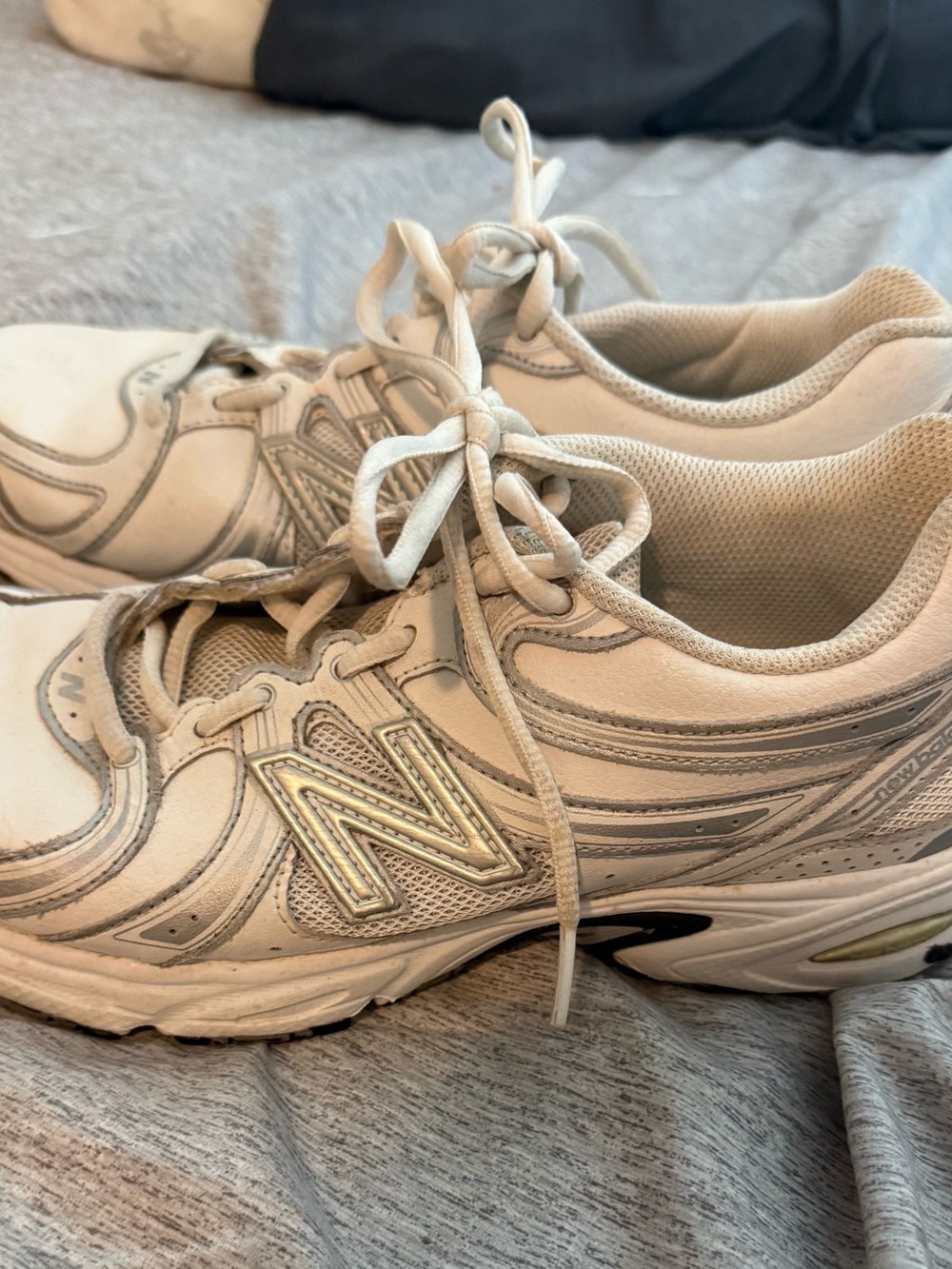 New Balance Women's Cream/Tan Lace-Up Sneakers